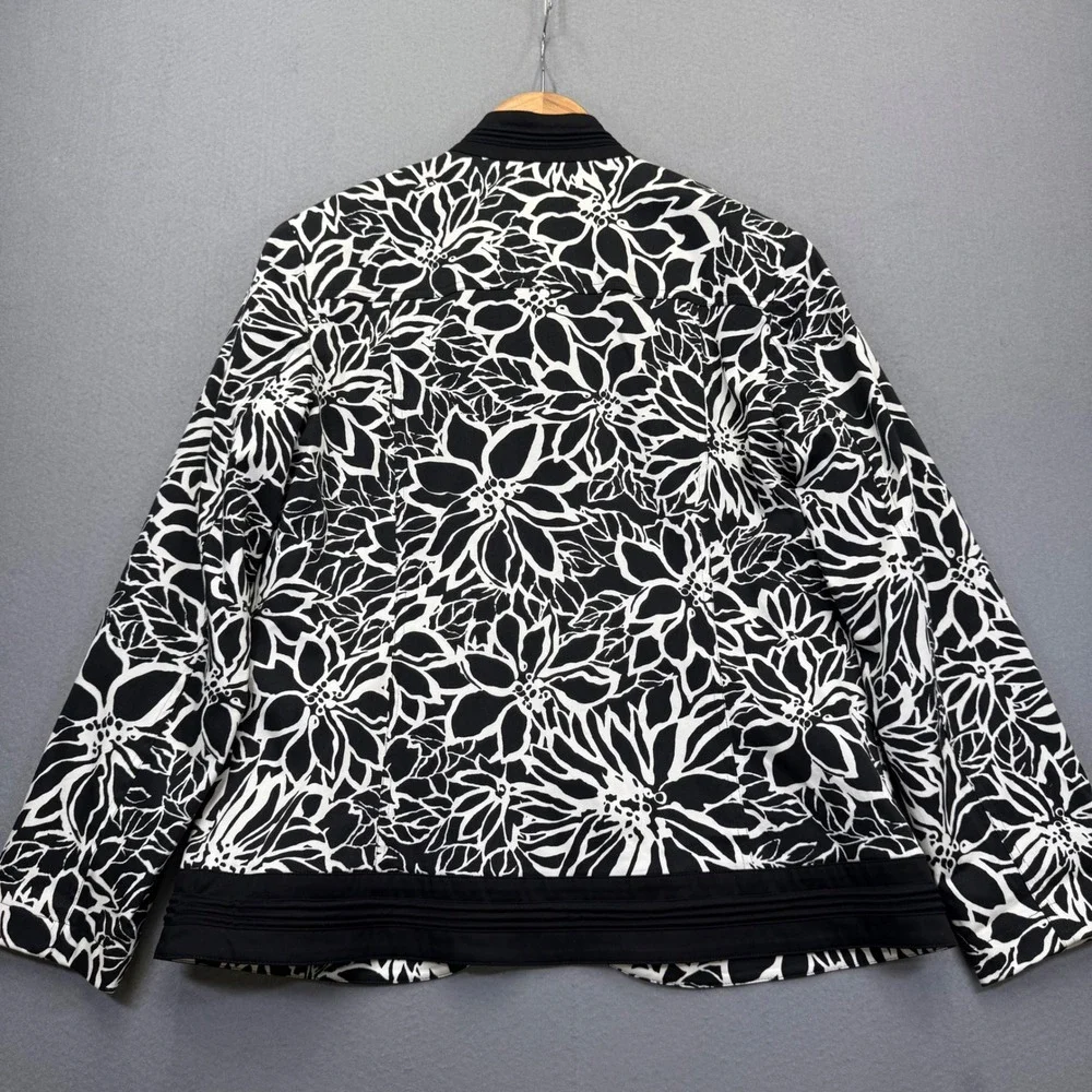 Chicos Womens Black White Floral Open Front Blazer Jacket Size 3 XL Cotton Blend